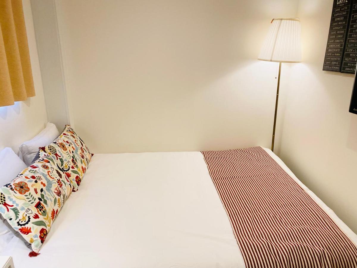 Namba Garden Square Apartment Osaka Exteriör bild